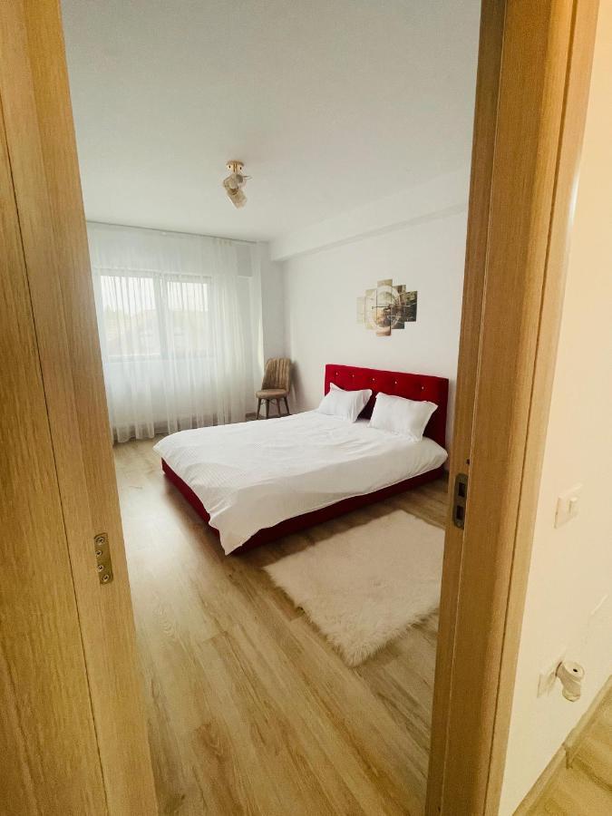 Râmnicu Vâlcea Apartament Yra Rm.Valcea מראה חיצוני תמונה